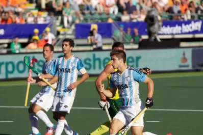 Los Leones, al igual que Las Leonas, jugarán por el bronce