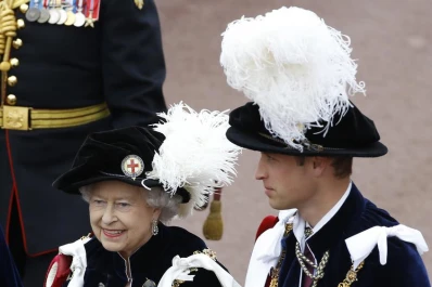 Ejército iraquí combate con rebeldes camino a Mosul