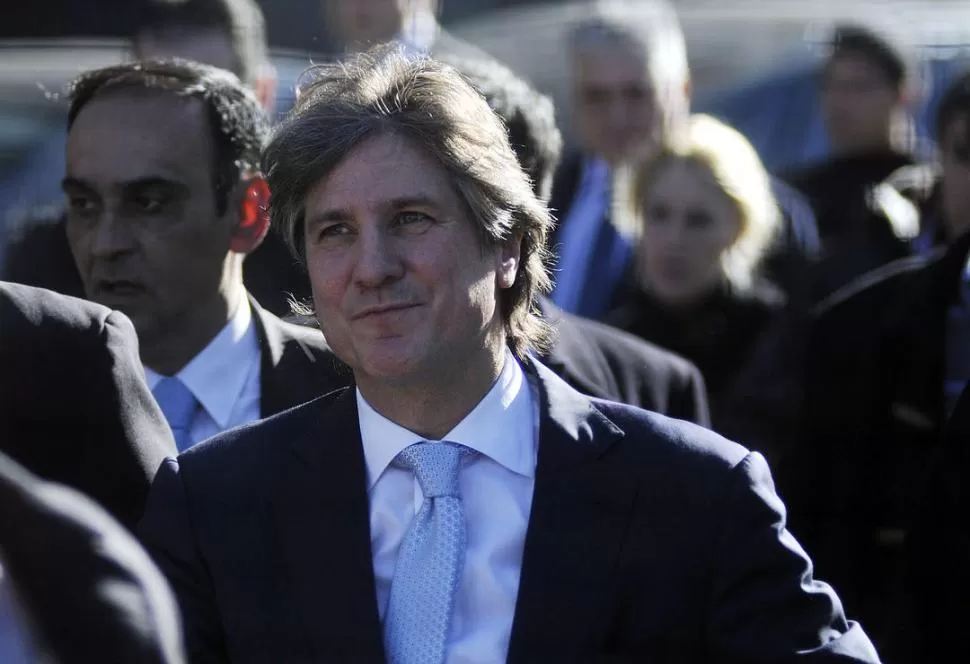 SIEMPRE SONRIENTE. Boudou se mostró en público de buen ánimo y confiado, pese a los difíciles momentos que atraviesa ante la Justicia Federal. dyn