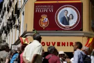 Aprueban la abdicación del rey Juan Carlos