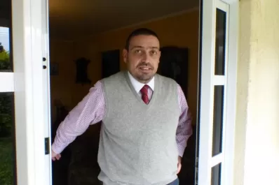 Fernando ya no pierde 33 días al año viajando