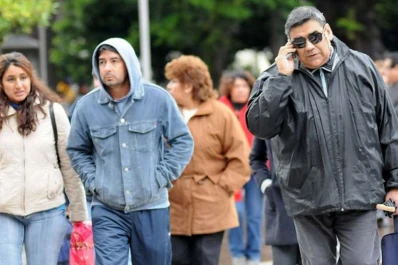 Se viene un fin de semana largo con frío y cielo parcialmente nublado