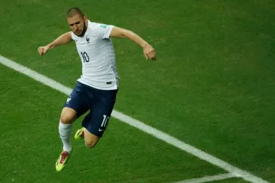 El video del no gol de Karim Benzema