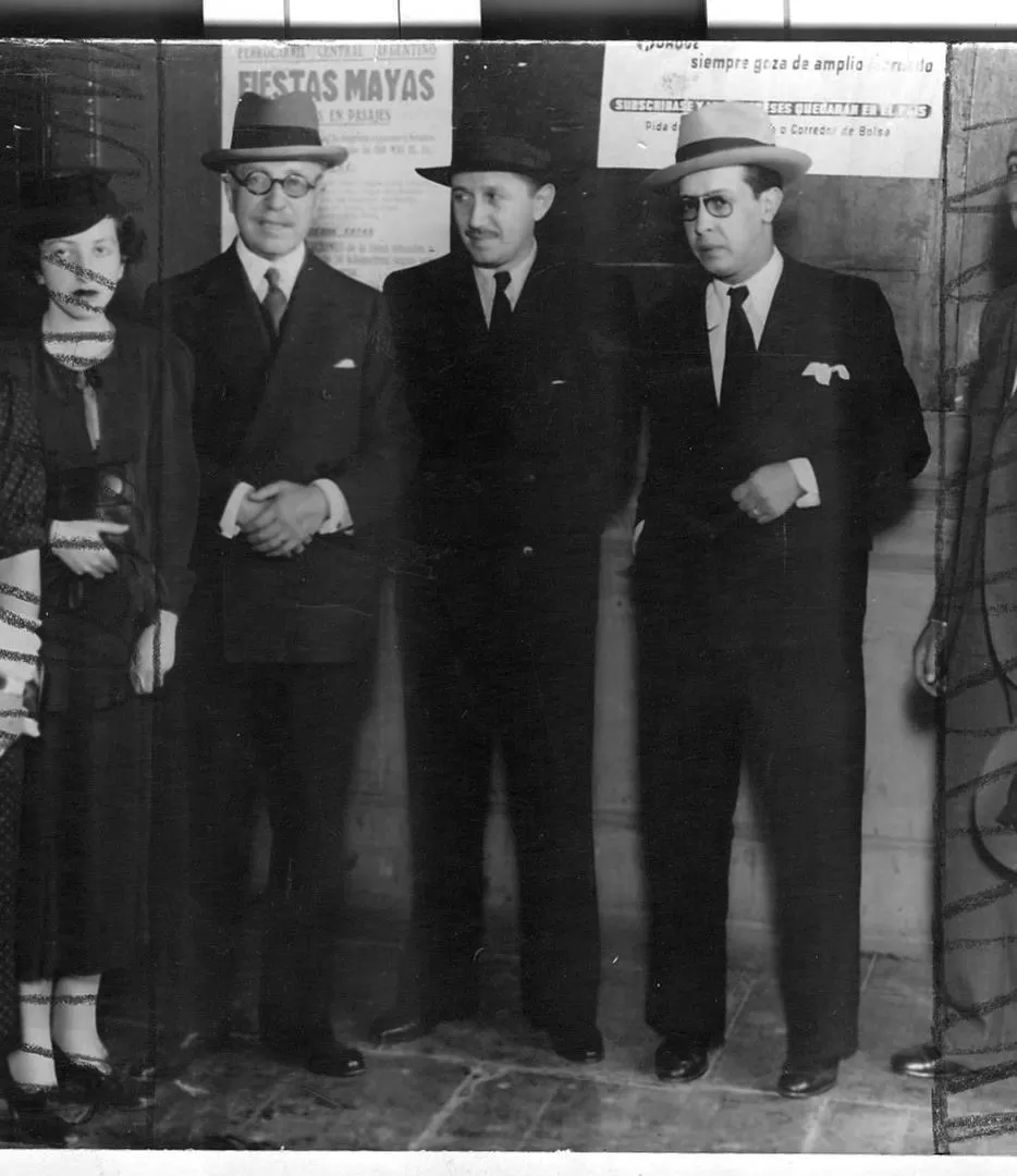 GREGORIO ARÁOZ ALFARO. Aparece a la izquierda, en compañía de los doctores Manuel López Pondal y José Ignacio Aráoz, en uno de sus regresos a Tucumán en la década de 1940.  la gaceta / archivo