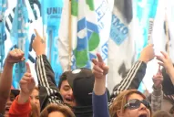 Marcha contra los “holdouts”