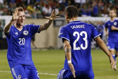 Bosnia espera enderezar el rumbo contra Nigeria