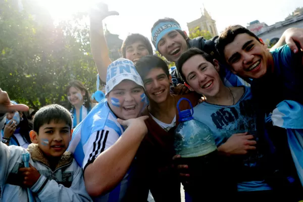 Los tucumanos celebraron el agónico triunfo de Argentina