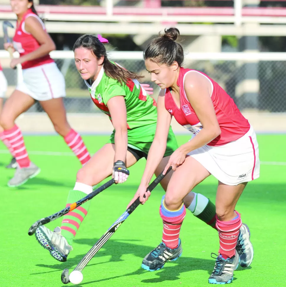 A LA FINAL. Terol, de Los Tarcos, se lleva la bocha ante la marca de Tasquer. La Gaceta / Foto de Héctor Peralta