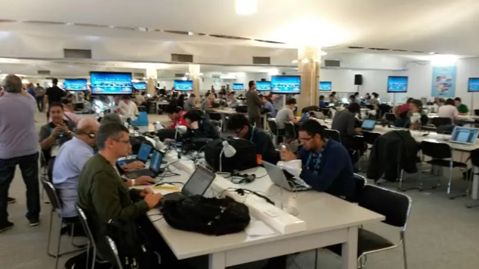 EN ACCIÓN. Los periodistas aún no saben el verdadero nivel de Argentina. FOTO GUILLERMO MONTI / LA GACETA. 