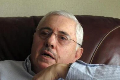 La economía política argentina y mundial frente a la crisis