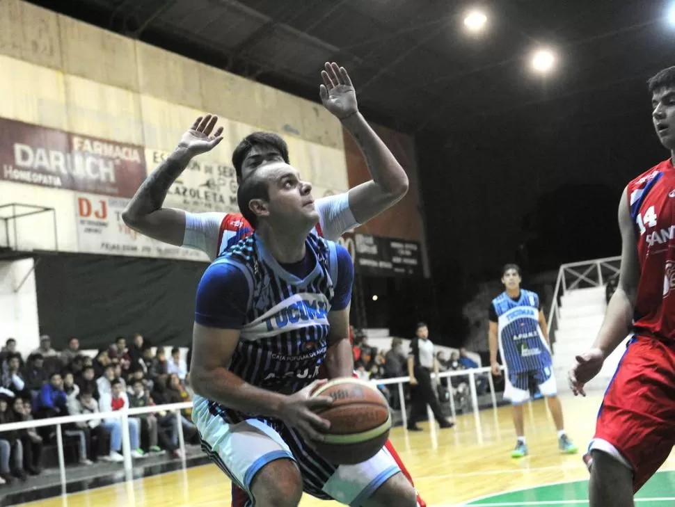 NO ALCANZÓ. José “Pepe” Muruaga fue el goleador de Tucumán, con 20 tantos. 