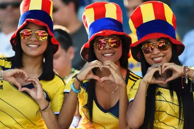 Las hinchas colombianas enamoraron a todos en Cuiabá