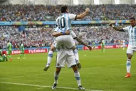 Burlarse de la Selección, el pasatiempo de los escritores