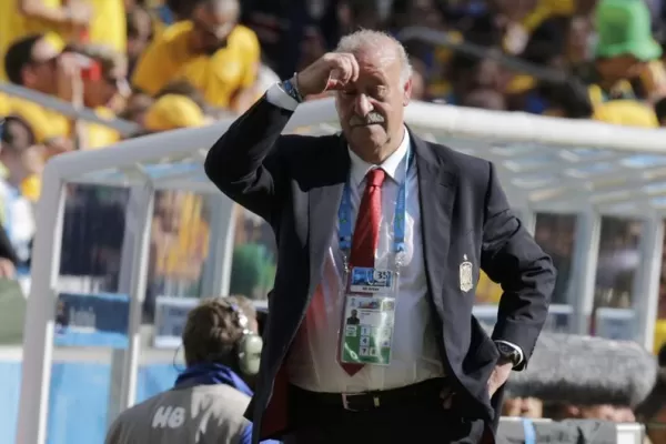 El vuelo de regreso completó un Mundial de terror para España