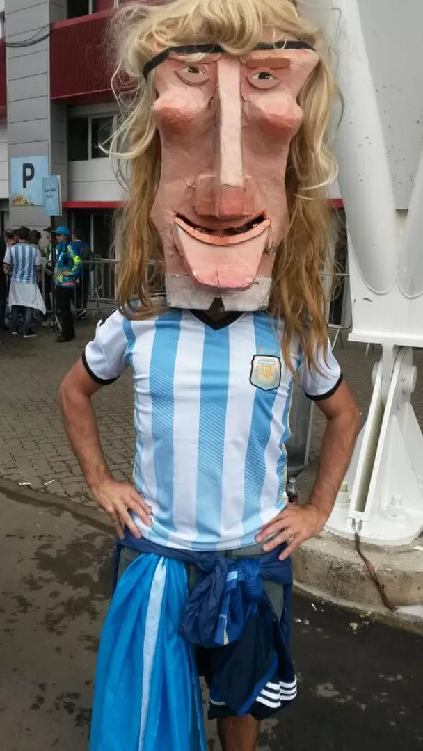 FAN DEL “CANI”. Santiago Dulce está radicado en Brasil. 