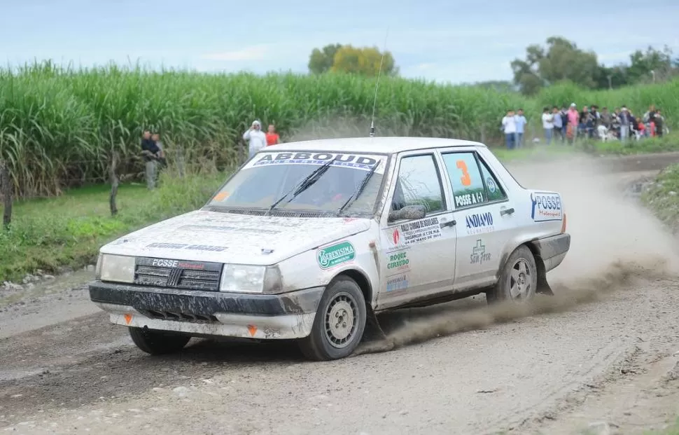 PONDRÁ “PICANTE” LA TERCERA FECHA. Posse no sólo aspira a ganar en su categoría con el sólido Fiat Regatta; quiere vencer en la general de la tracción simple. 