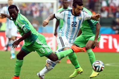 Hombres piden en Facebook que mujeres dejen de hablar de Lavezzi