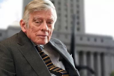 Griesa no embargó y Argentina tendrá 30 días para negociar con los fondos buitre