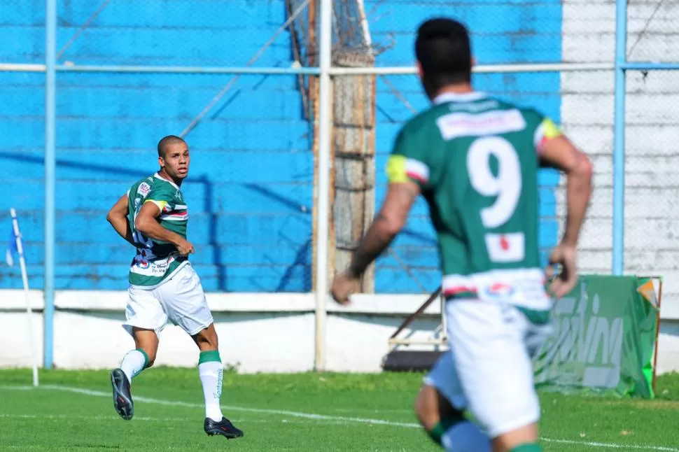 UN JUGADOR INTERESANTE. Facundo Silva puede formar una buena dupla con Albano Becica en la media cancha “santa”. 