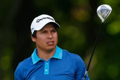 Aunque aflojó, sigue en pie