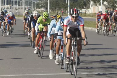 Un salteño se quedó con la tercera fecha del campeonato tucumano de ciclismo