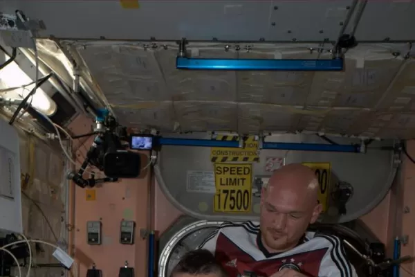 Las apuestas por el Mundial se pagan hasta en el espacio