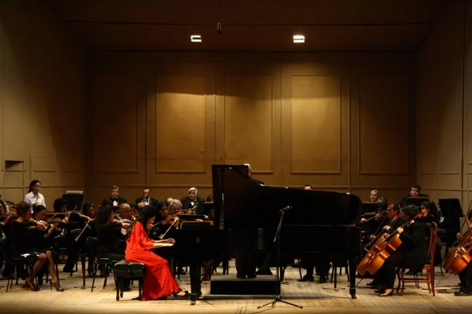 INTENSIDAD. Sangrigoli ya conoce el piano Steinway tucumano y esta noche le sacará el mejor sonido. 