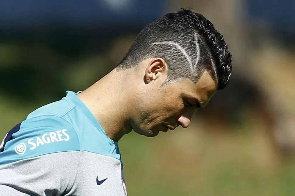 Cristiano causó un revuelo con su misterioso corte. 