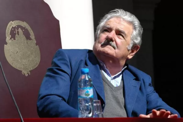 El insulto de Mujica a la FIFA, entre el ritmo y las críticas