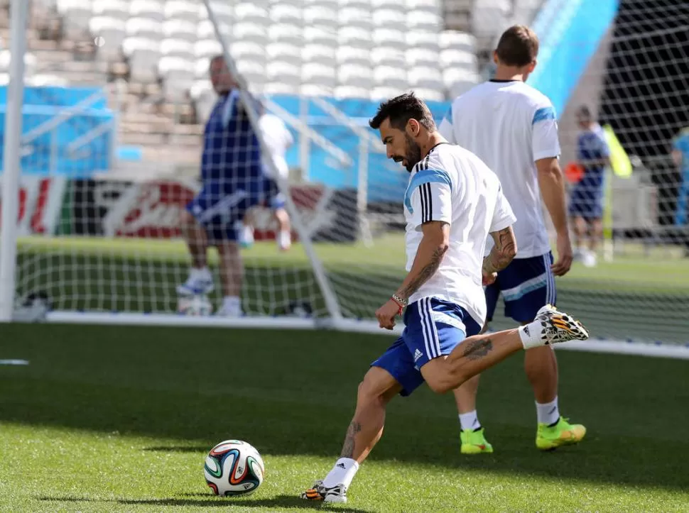 ¿TITULAR?, Lavezzi (foto) entrenó toda la semana como reemplazante de Agüero, pero ayer Sabella probó a Maxi Rodríguez. dyn 