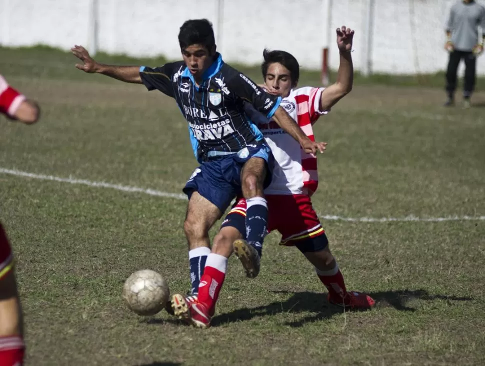 DIFERENCIA. Atlético le ganó en tres divisiones a All Boys. Sólo perdió en la 2000.  