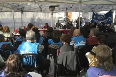 Continuará el paro por tiempo indeterminado en la UNT