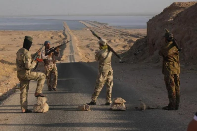 El ISIS vende crudo para financiar sus operaciones militares