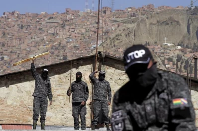 Se agrava la protesta policial contra Morales