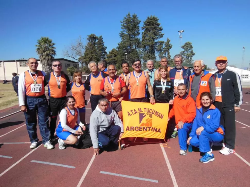 ATAM. La pista le quedó chica para los atletas master de nuestra provincia. 