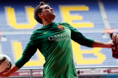 El chileno Bravo es jugador de Barcelona