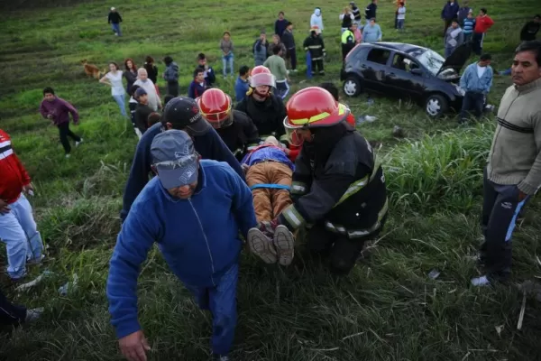 Un triple choque en Arcadia dejó once personas heridas