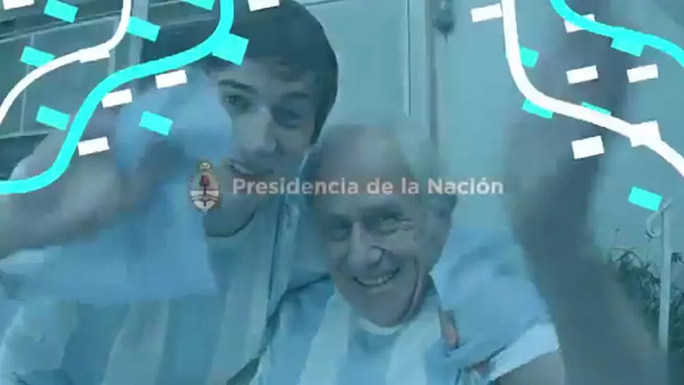 SIN APOYO. El spot del Abuelo Quique ya no cuenta con el auspicio del Gobierno. FOTO TOMADA DE CLARIN.COM