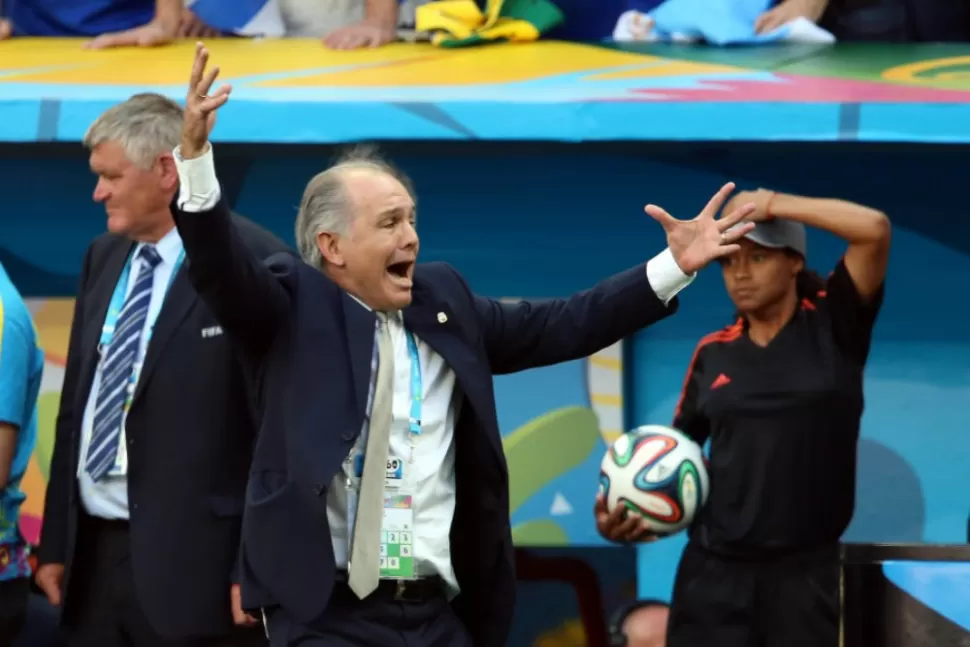 Las caras de Sabella durante Holanda-Argentina