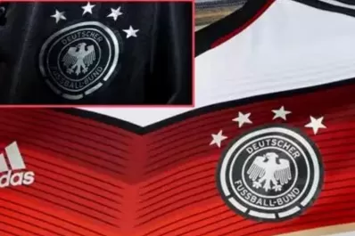 Que sea mufa: ya fabrican camisetas alemanas con cuatro estrellas