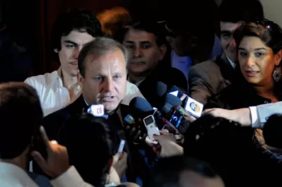 Cortalezzi dice que la Caja aún no recibió la orden de reincorporar a 36 ex contratados