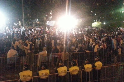 Hinchas tucumanos celebran el subcampeonato