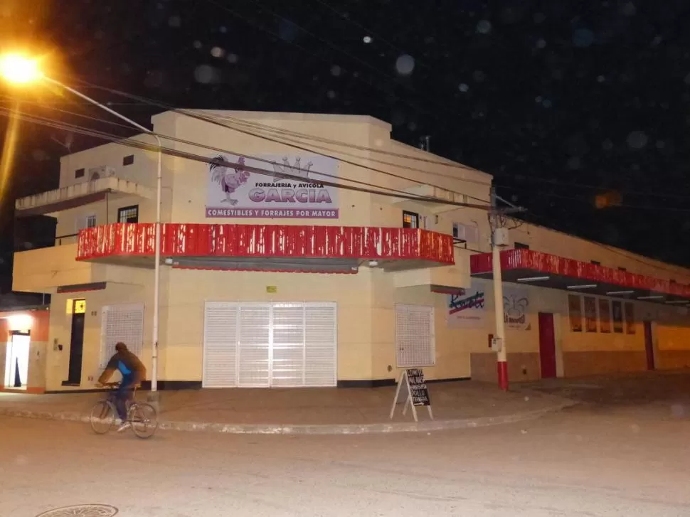 EL LUGAR DEL HECHO. El local está ubicado en el corazón de barrio Obrero. la gaceta / foto de osvaldo ripoll