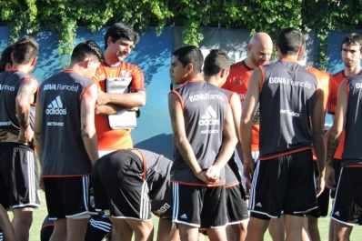 River viajó a Colombia sin Cavenaghi