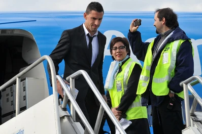 Sin sonrisas: las caras de los jugadores cuando bajaron el avión
