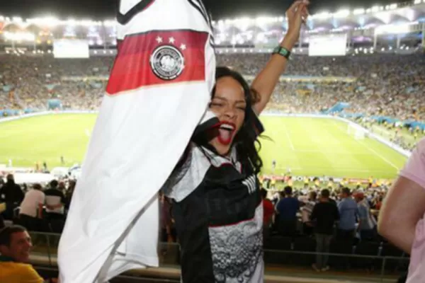 Rihanna disfrutó la final como una hincha más