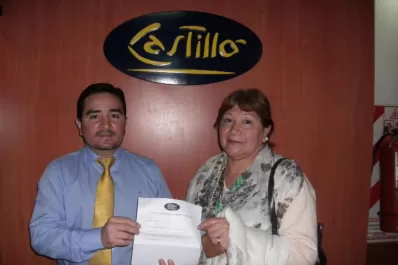 Adquirieron una mesa y seis sillas en Castillo