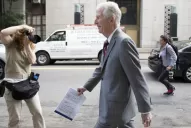 Entre el Gobierno y el mediador Pollack sólo habría llamadas por teléfono esta semana