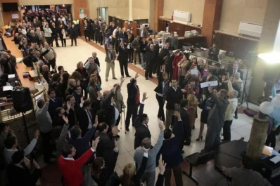 Empleados de la Caja Popular votaron renunciar a La Bancaria