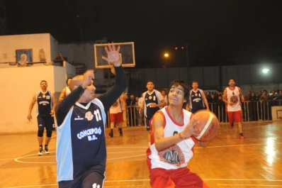 El desempate se juega hoy en Banda del Río Salí